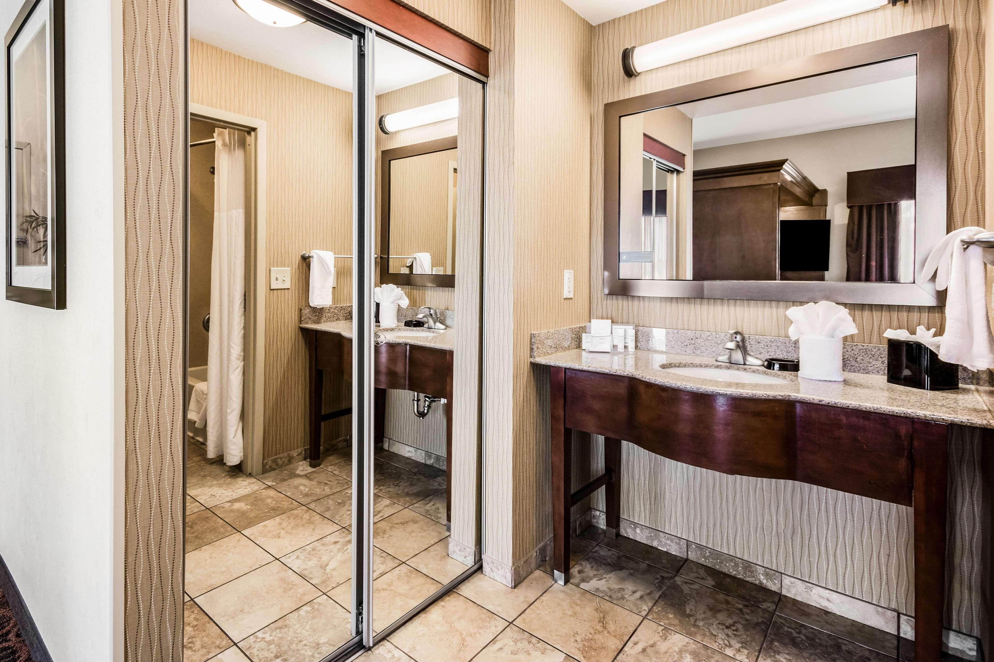 Hampton Inn Derby-Wichita Southeast Экстерьер фото