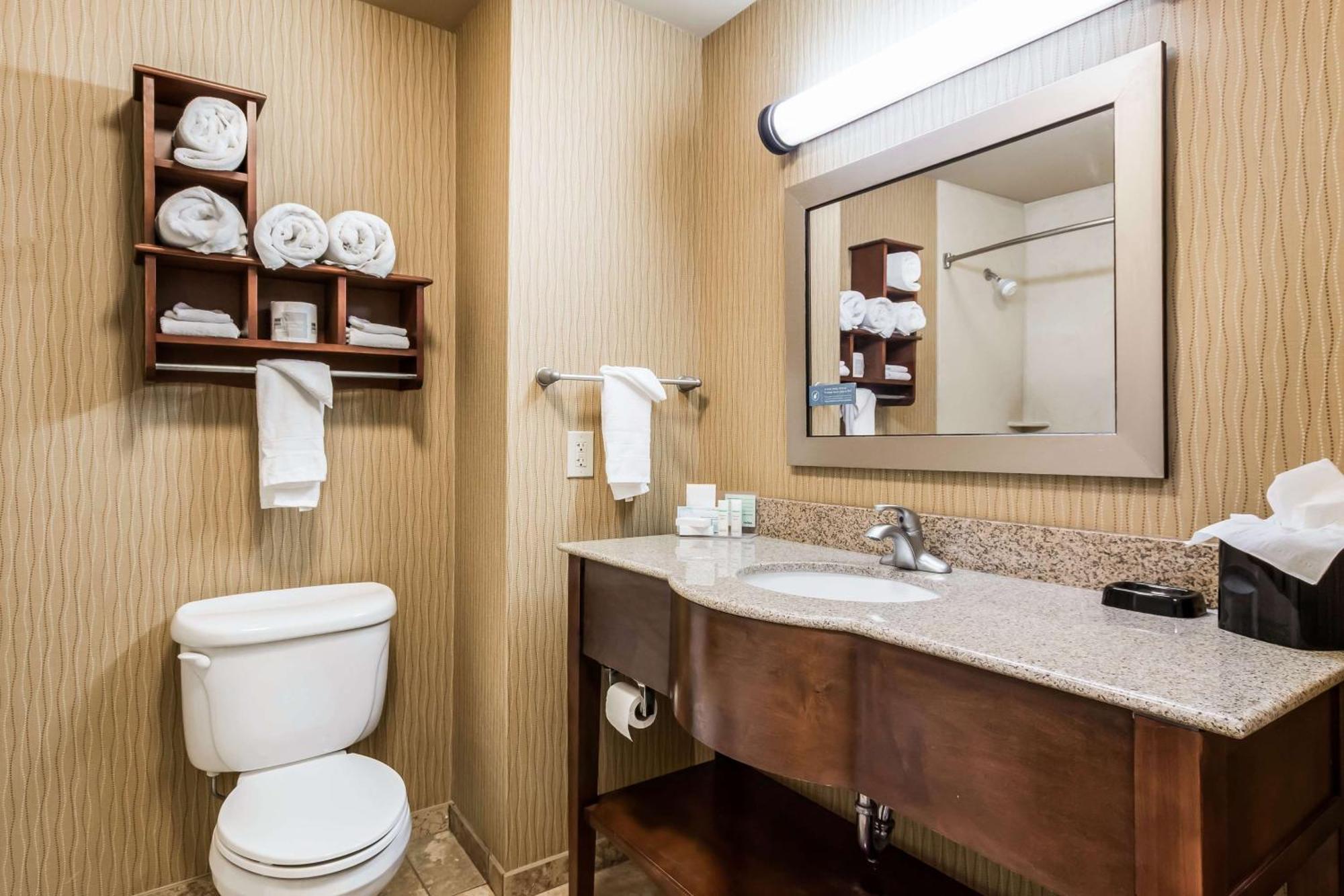 Hampton Inn Derby-Wichita Southeast Экстерьер фото