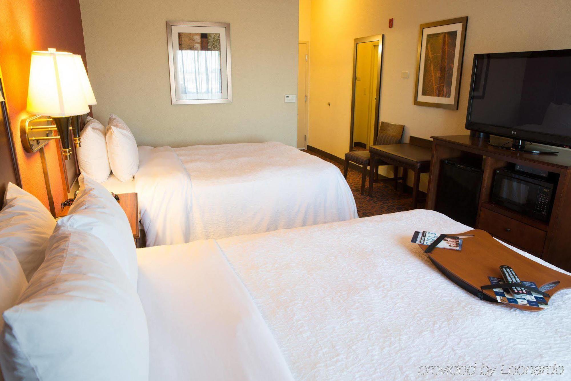 Hampton Inn Derby-Wichita Southeast Экстерьер фото
